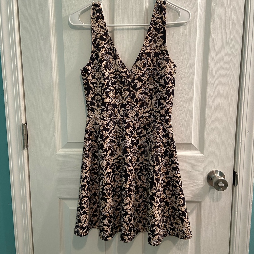 Forever 21 Patterned Skater Dress size small